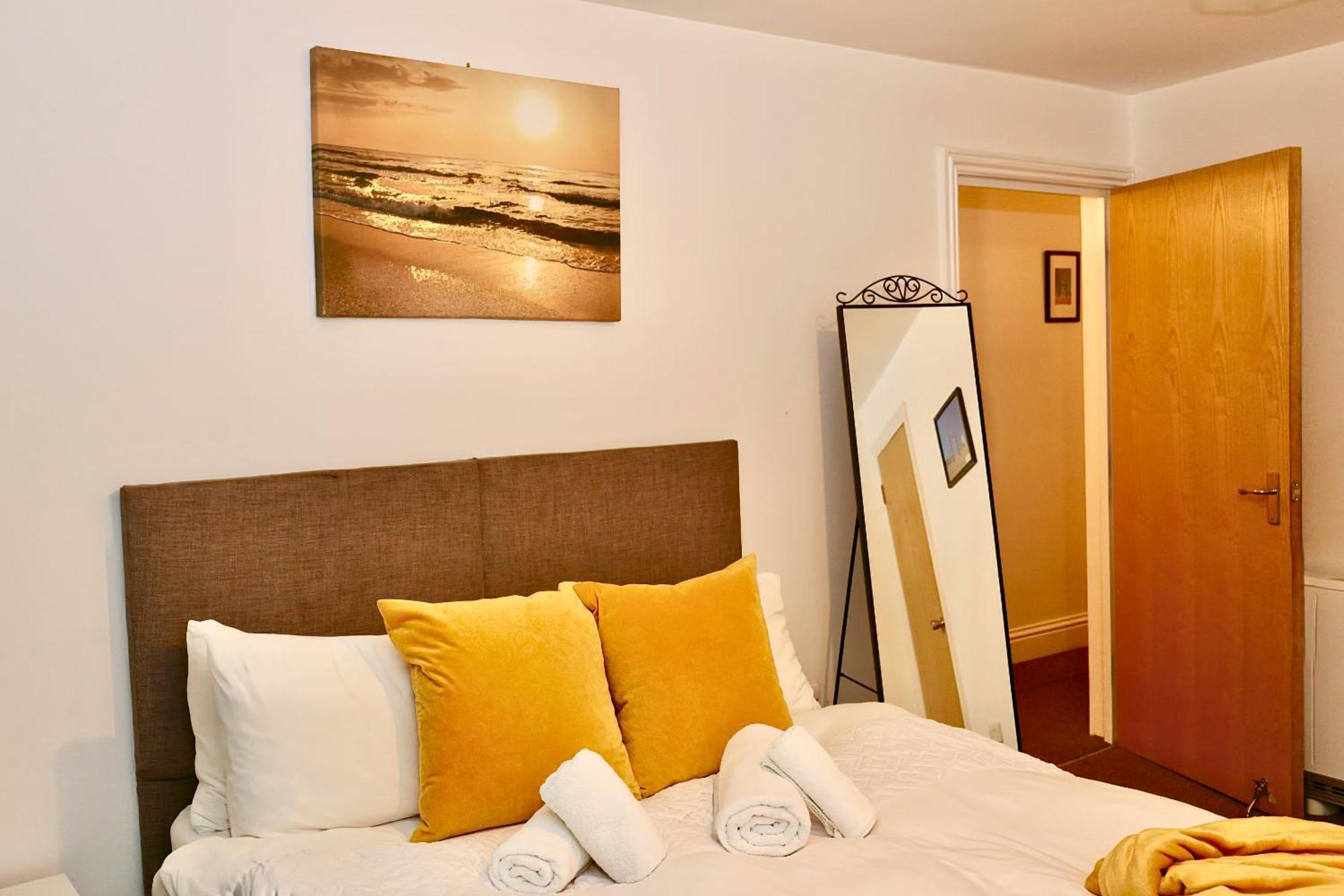 Heart Of Centre By 9s Living * Brighton